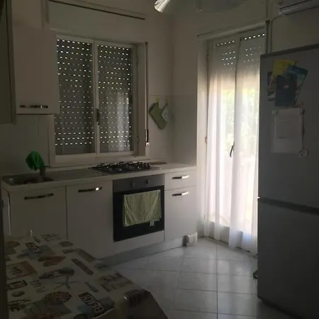 Сasa de vacaciones Fiori Giardino, 400 M. Mare Con Parcheggio