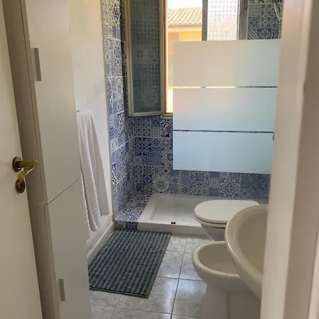 Fiori Giardino, 400 M. Mare Con Parcheggio * Syracuse