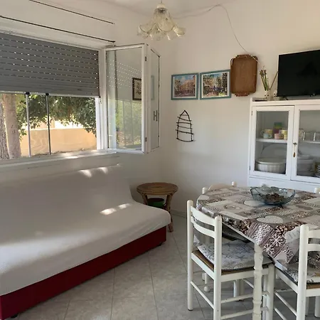 Fiori Giardino, 400 M. Mare Con Parcheggio * Syracuse